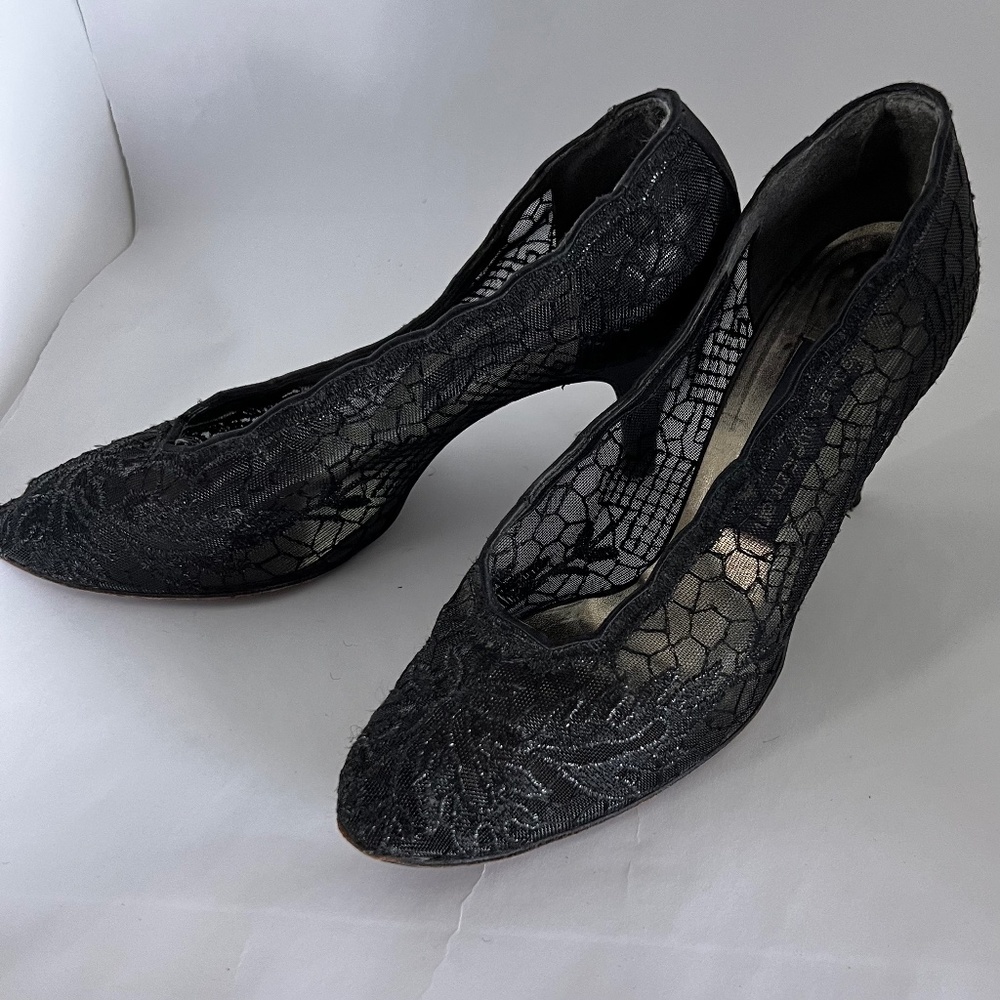 1980s  Vintage Stuart Weitzman for Martinique Black Lace heels